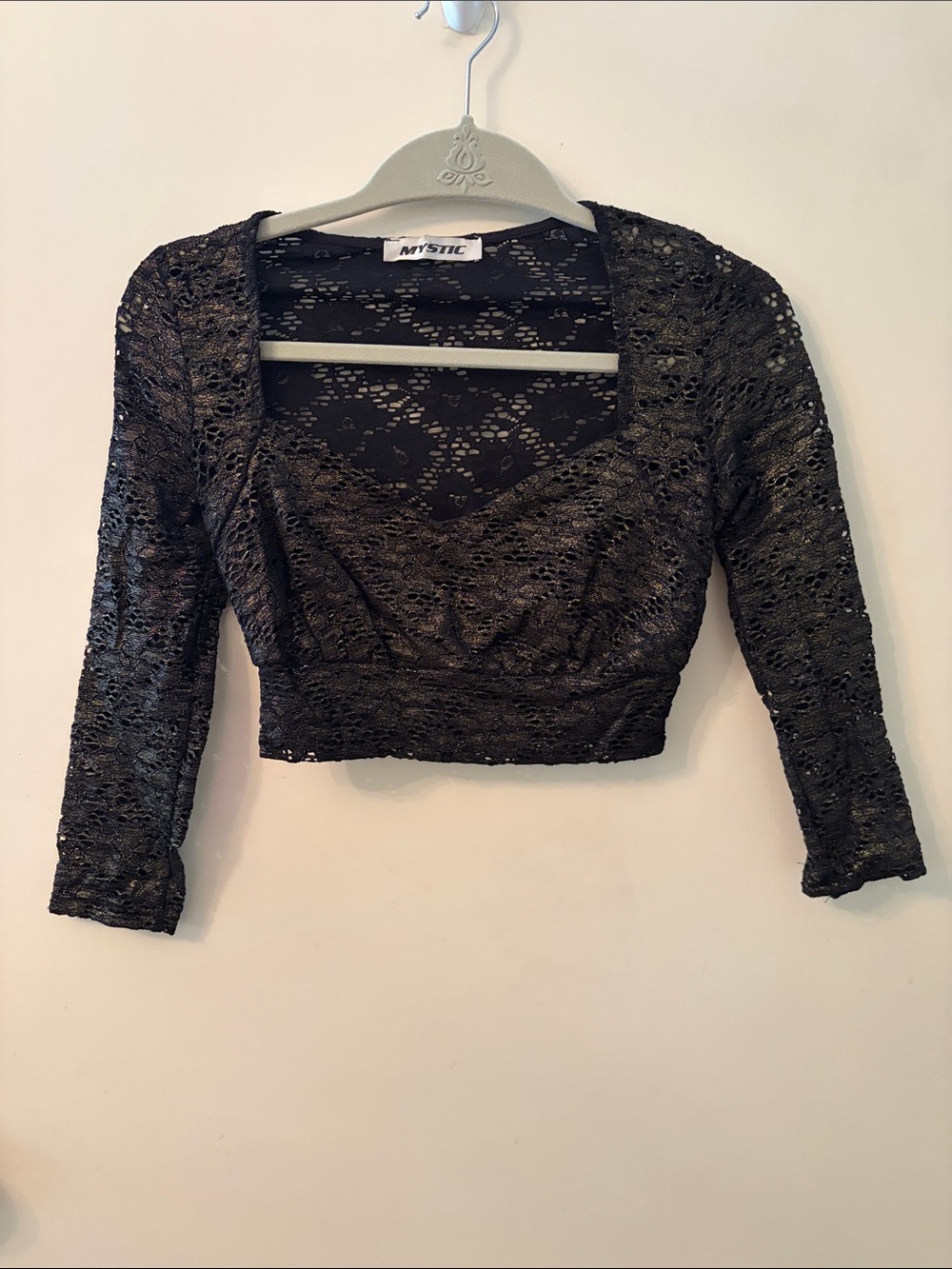 Mystic Black Gilded Gold Lace Long-Sleeve Cropped Top